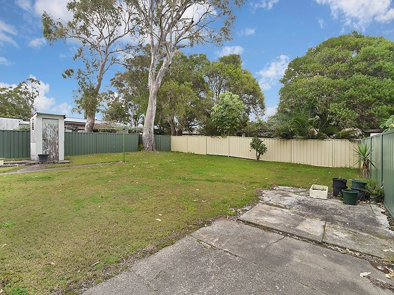 25 Kalani Street, Budgewoi NSW 2262