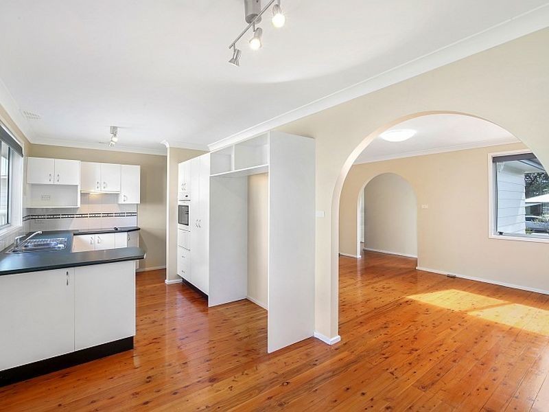 22 Inderan Avenue, Lake Haven NSW 2263