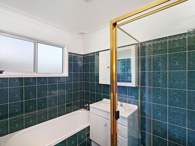 22 Inderan Avenue, Lake Haven NSW 2263