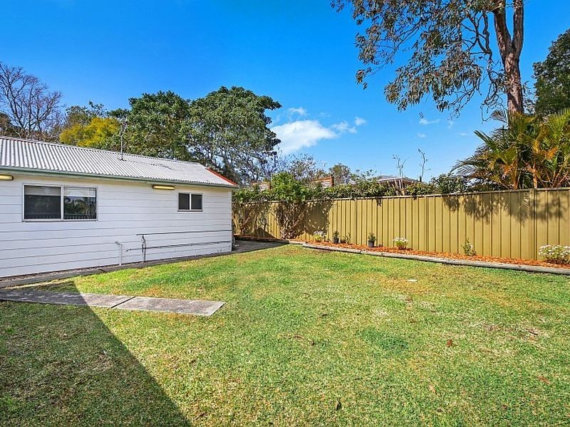 22 Inderan Avenue, Lake Haven NSW 2263