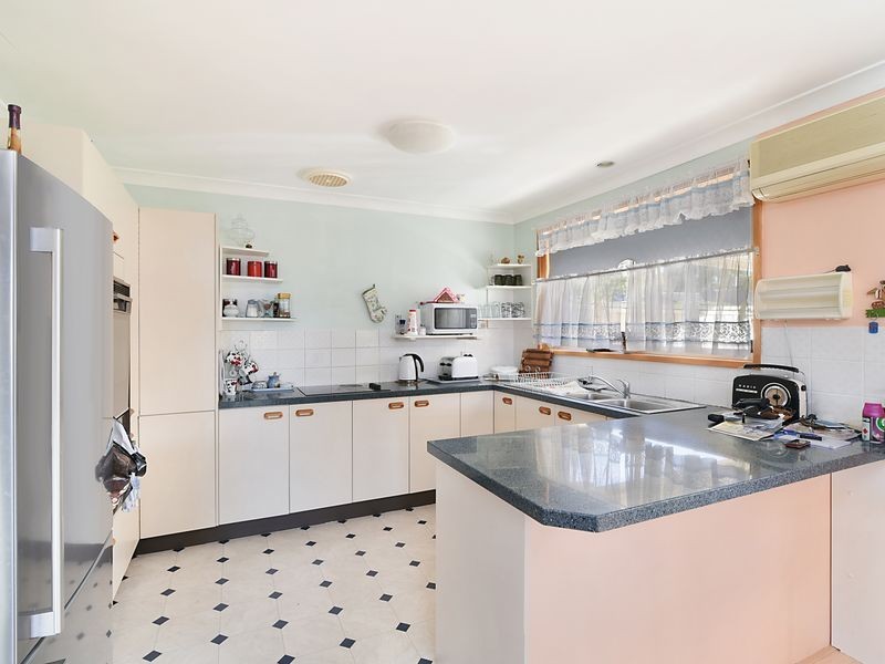 1/3 Bromley Court, Lake Haven NSW 2263