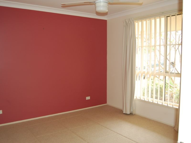 37 Lady Laurel Drive, Blue Haven NSW 2262