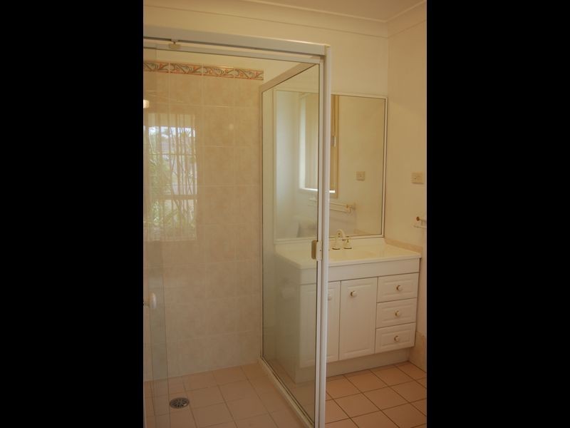 37 Lady Laurel Drive, Blue Haven NSW 2262