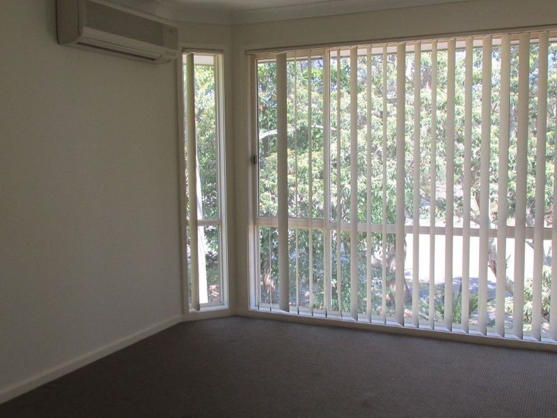 1/2 Jasmine Close, Canton Beach NSW 2263