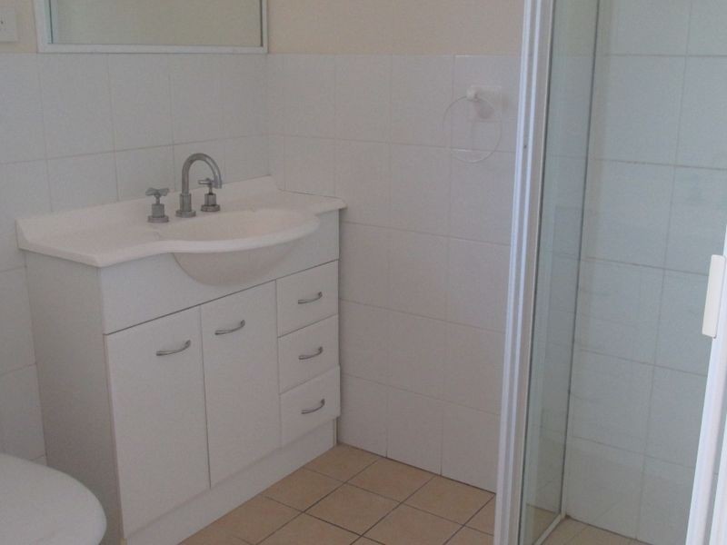 1/2 Jasmine Close, Canton Beach NSW 2263