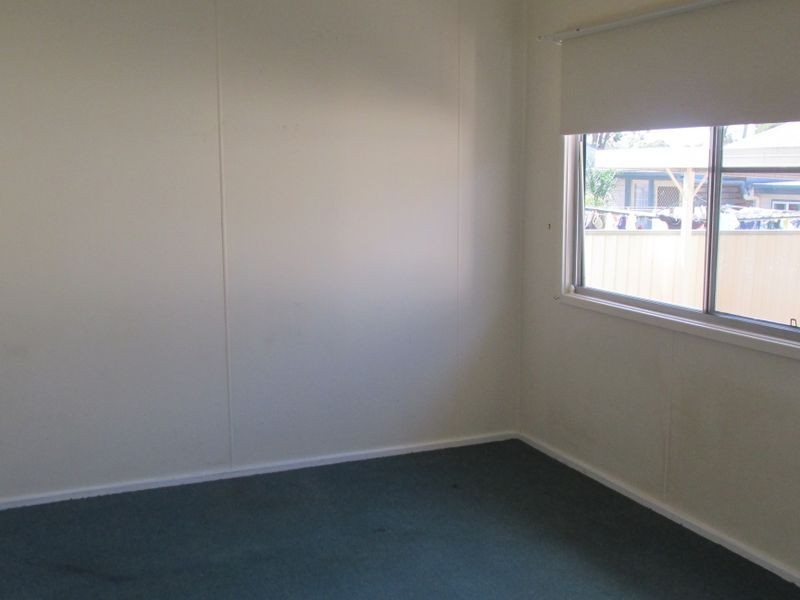 4/5 Third Ave, Toukley NSW 2263