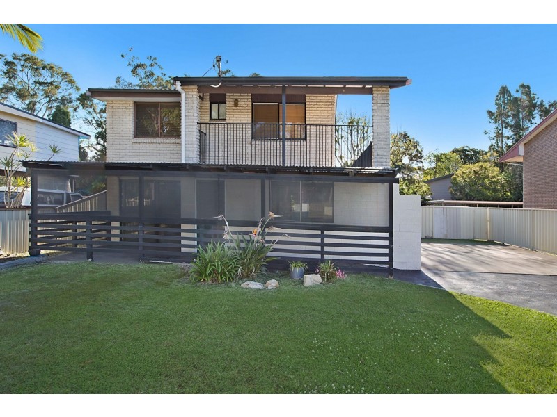 117 Vales Road, Mannering Park NSW 2259