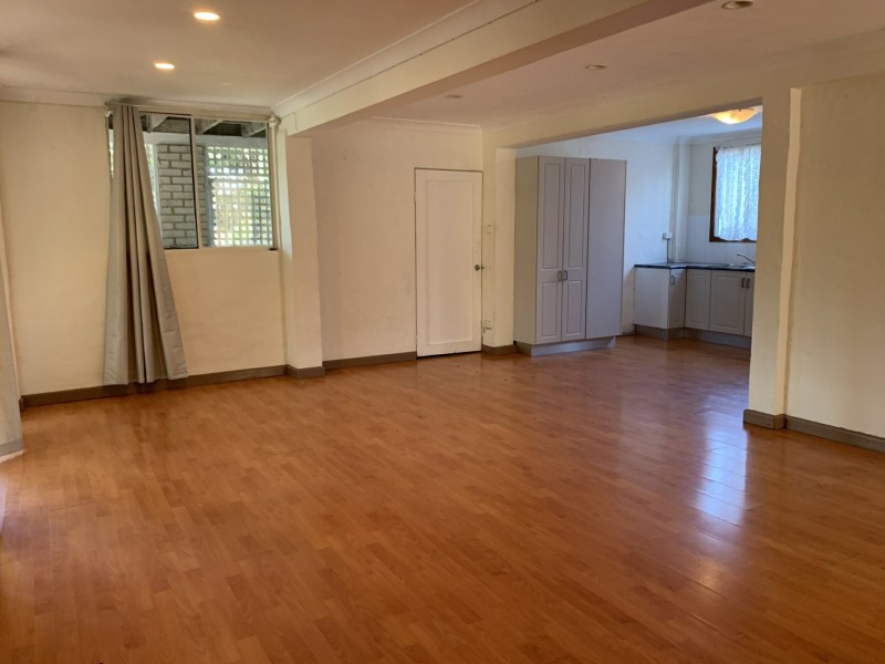 10a January Street, Tuggerawong NSW 2259