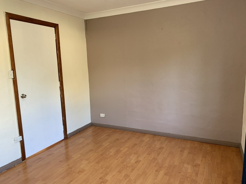 10a January Street, Tuggerawong NSW 2259