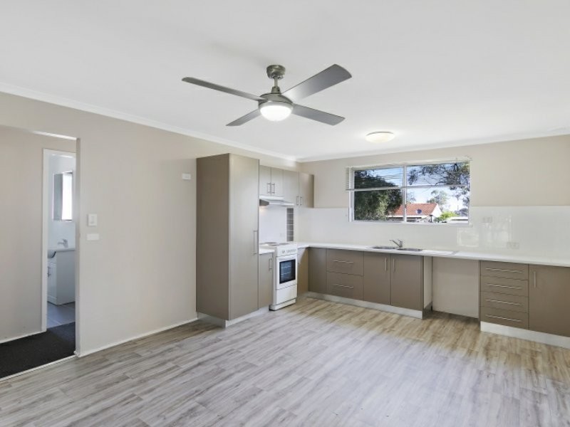 24 Melrose Avenue, Gorokan NSW 2263