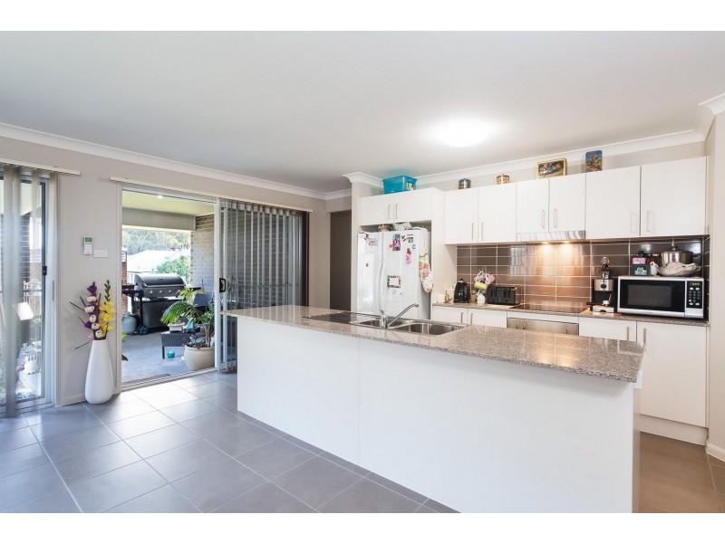 23 Manchurian Way, Wadalba NSW 2259