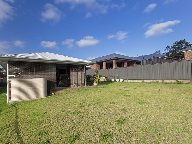 23 Manchurian Way, Wadalba NSW 2259
