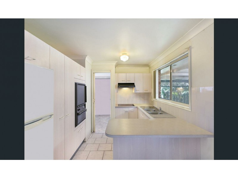 2/33 Peel Street, Toukley NSW 2263