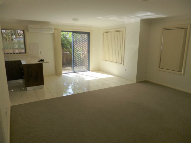 Unit 5/10 Harry Close, Blue Haven NSW 2262