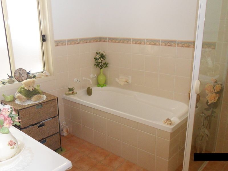 42 Georgia Drive, Hamlyn Terrace NSW 2259