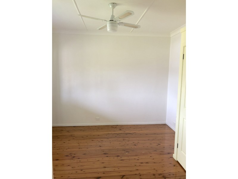32 First Avenue, Toukley NSW 2263