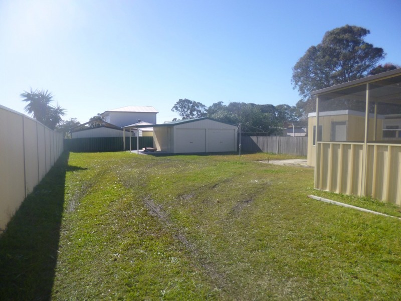 24 Alice Parade, Toukley NSW 2263