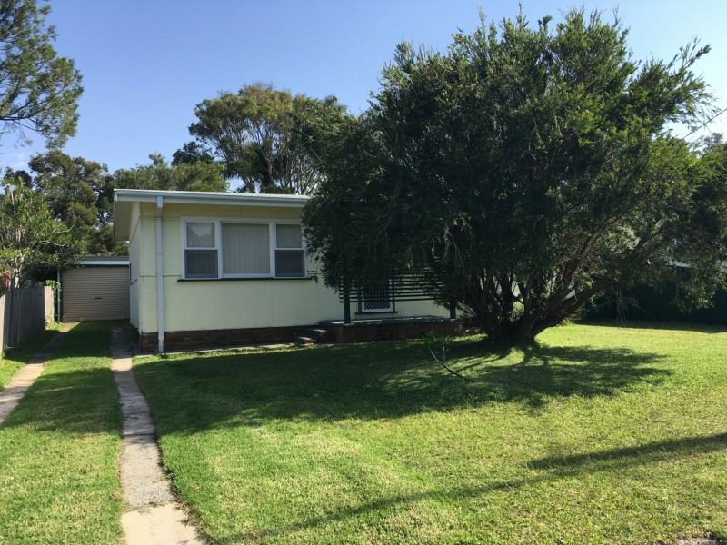 4 Beachcomber Parade, Toukley NSW 2263