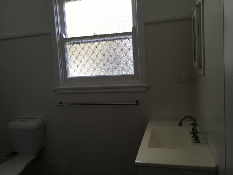 4 Beachcomber Parade, Toukley NSW 2263