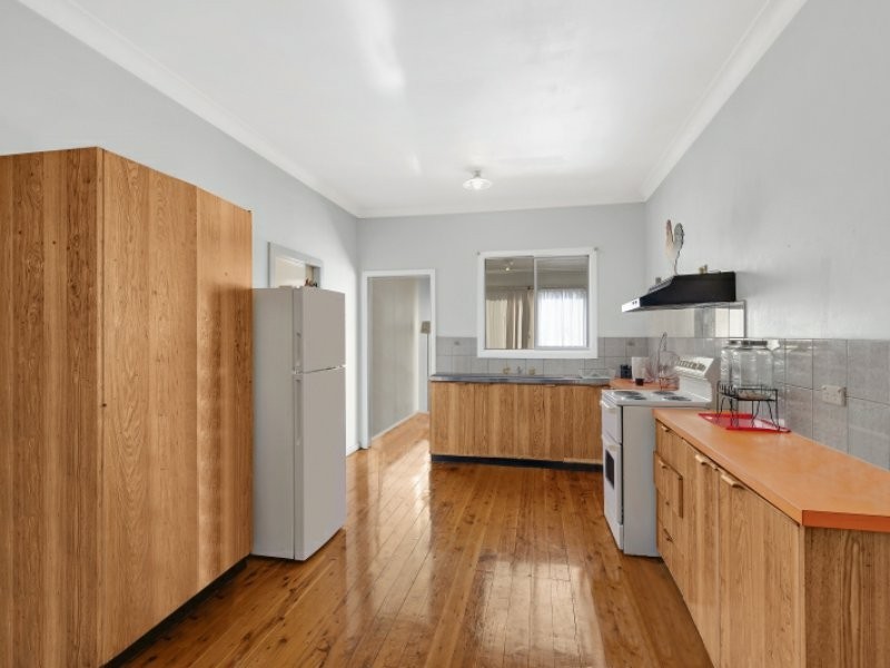 82 Main Road, Toukley NSW 2263