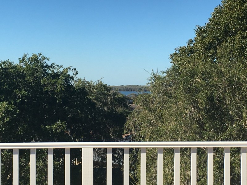 37 Woolana Avenue, Budgewoi NSW 2262