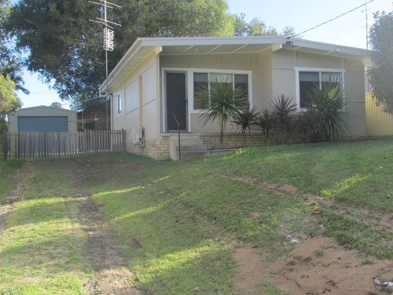 24 Sunrise Avenue, Budgewoi NSW 2262
