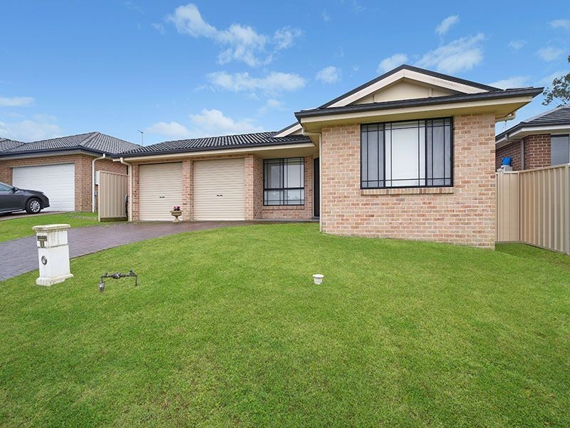 11 Kelat Avenue, Wadalba NSW 2259