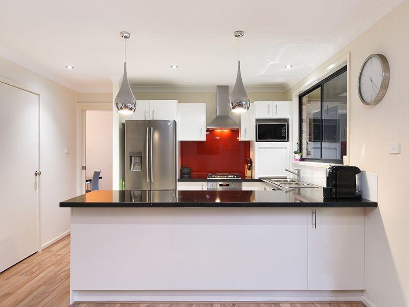 11 Kelat Avenue, Wadalba NSW 2259