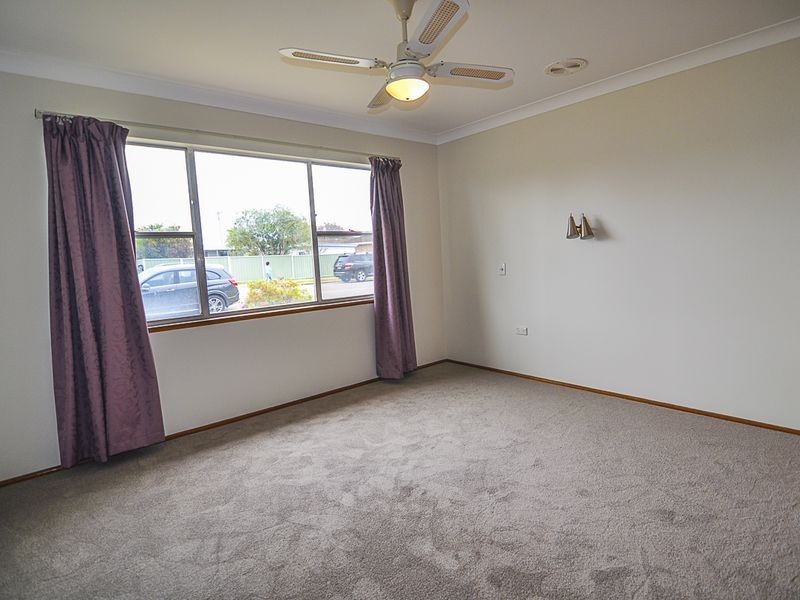 49 Fravent Street, Toukley NSW 2263