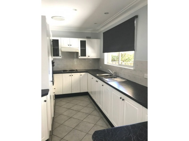 16 Crown Street, Toukley NSW 2263