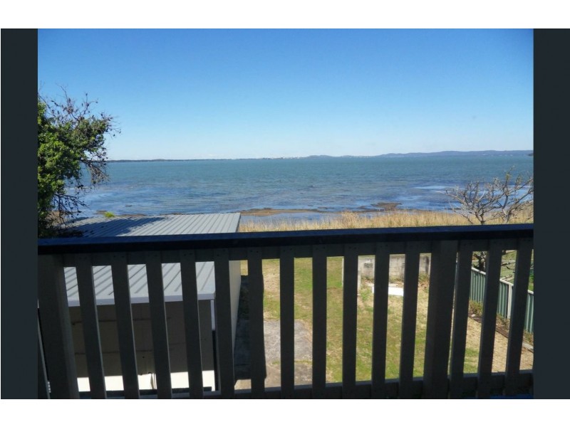 18 Marks Road, Gorokan NSW 2263