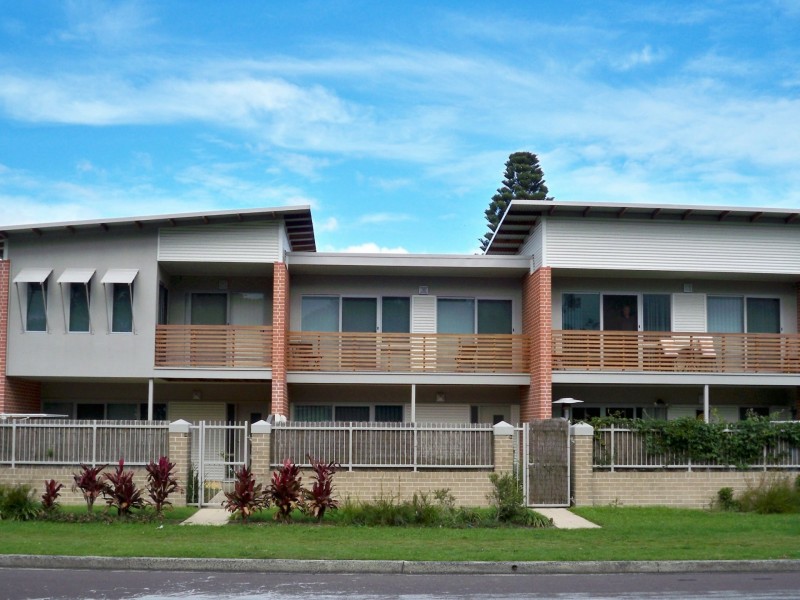 2/23 Crown Street, Toukley NSW 2263