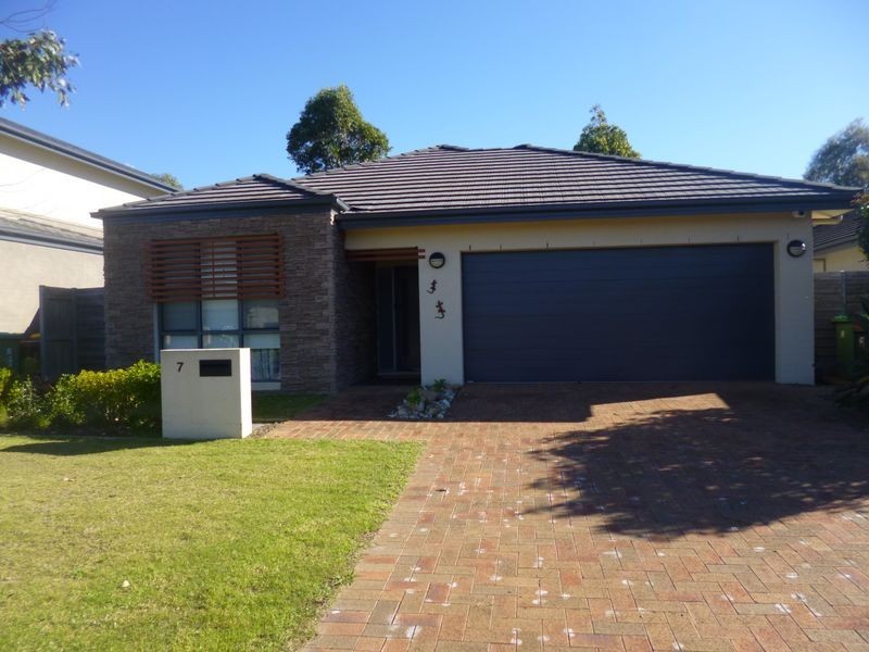 7 Emerald Waters Avenue, Wyong NSW 2259