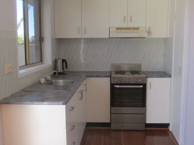 18 Crowe Street, Lake Haven NSW 2263