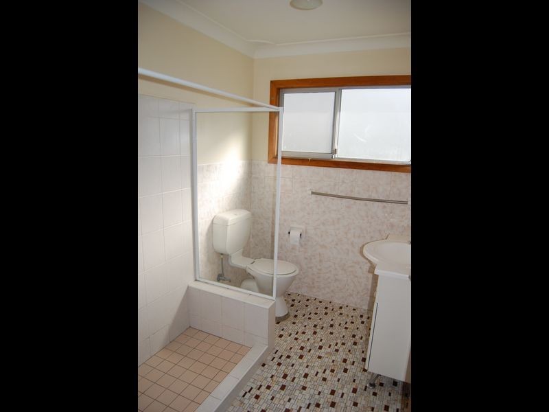 1 Durham Road, Gorokan NSW 2263