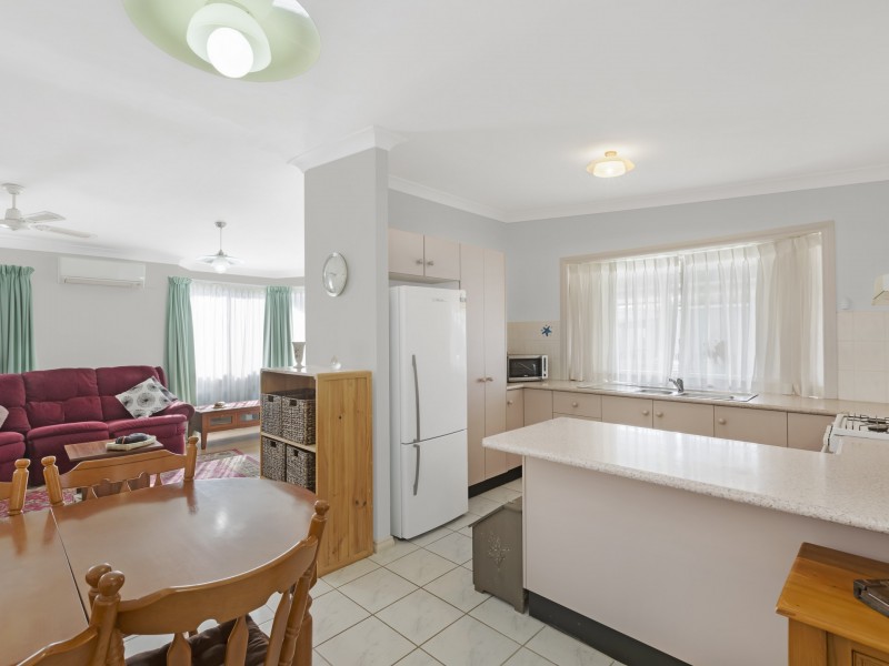 203/2 Evans Road, Canton Beach NSW 2263