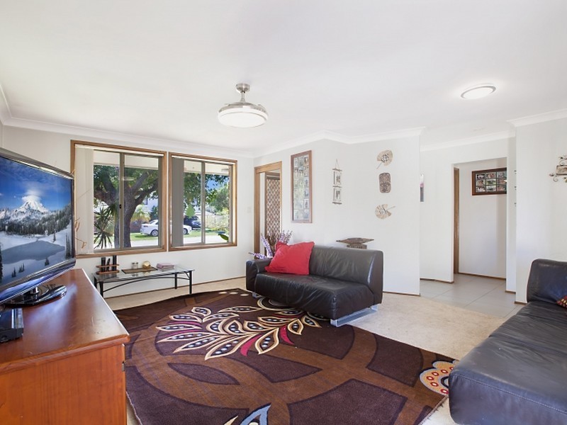 7 Fifth Avenue, Toukley NSW 2263