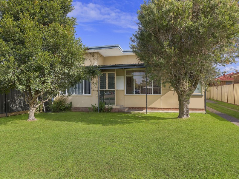 20 Heador Street, Toukley NSW 2263
