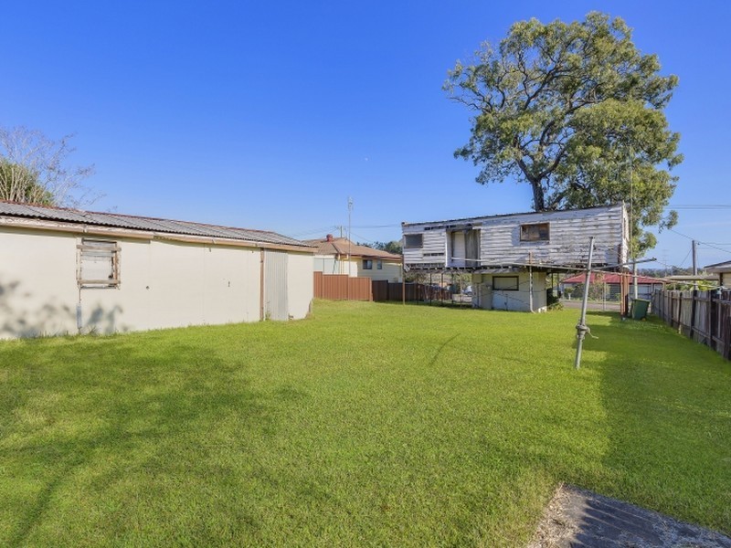 43 Phyllis Avenue, Kanwal NSW 2259