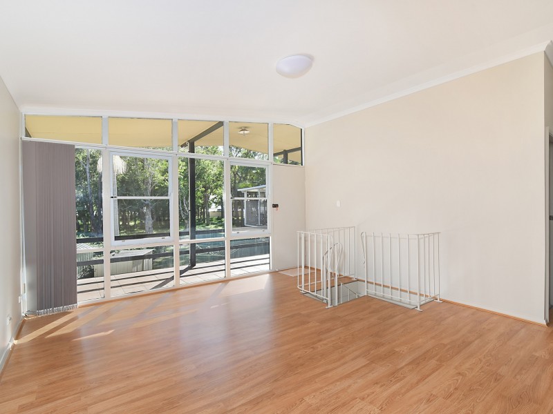 101 Natuna Avenue, Budgewoi NSW 2262