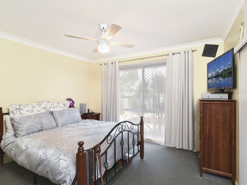 2 Gorokan Drive, Lake Haven NSW 2263