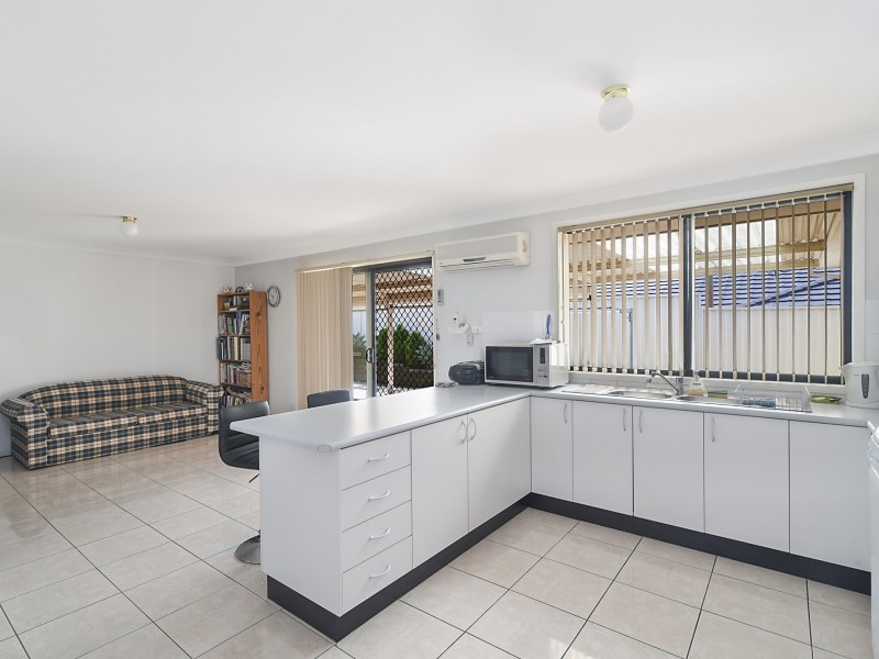 4 Mogo Close, Blue Haven NSW 2262