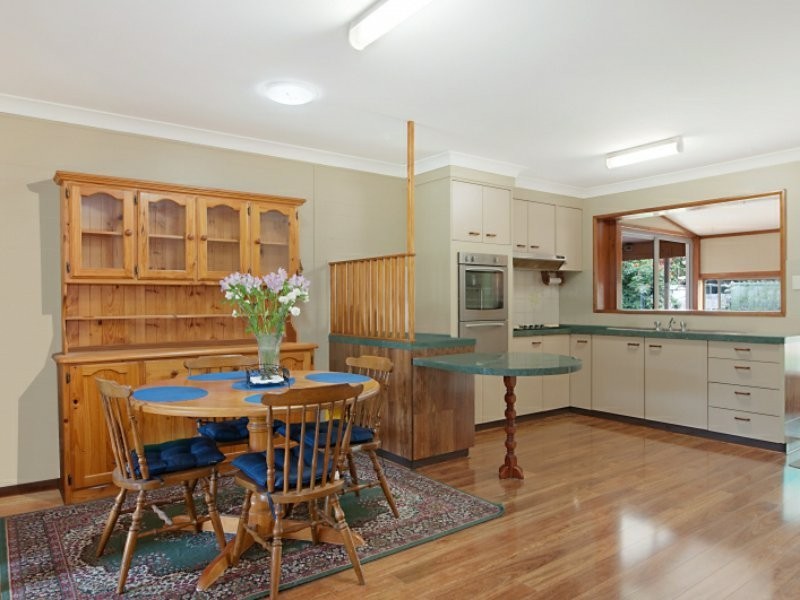 18 Sunrise Avenue, Budgewoi NSW 2262