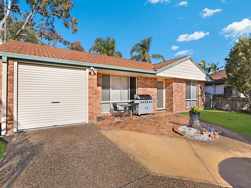 2/33 Peel Street, Toukley NSW 2263