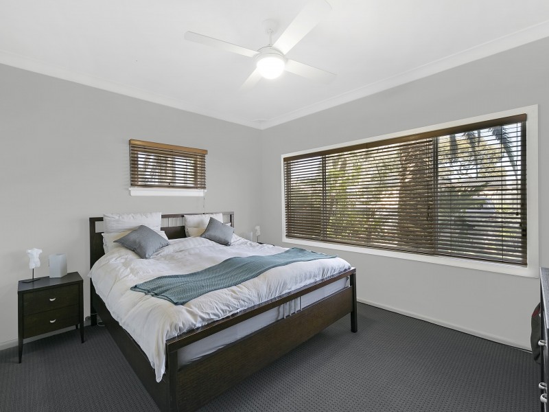 2 Fourth Avenue, Toukley NSW 2263