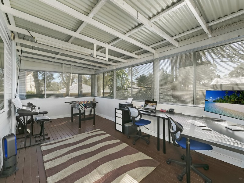 2 Fourth Avenue, Toukley NSW 2263