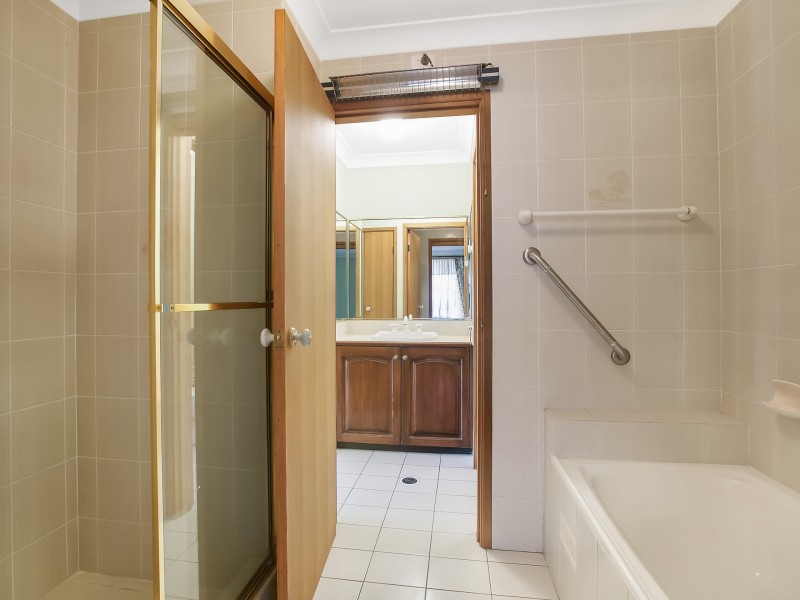 42 Turner Close, Blue Haven NSW 2262