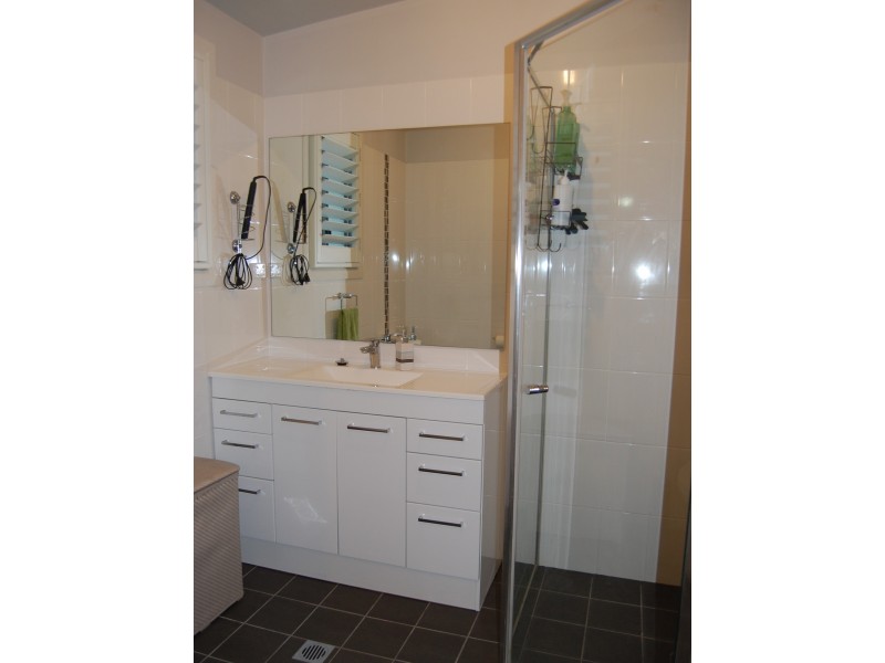 18 Springall Avenue, Wyongah NSW 2259