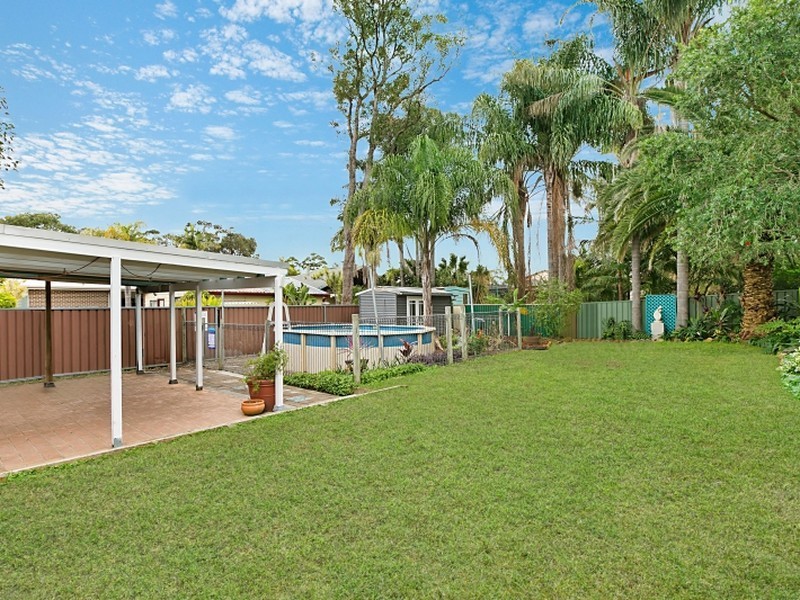 6 Malvina Pde, Gorokan NSW 2263