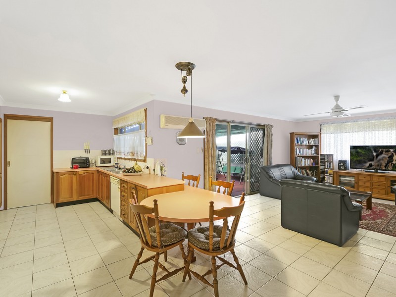 15 Fourth Avenue, Toukley NSW 2263